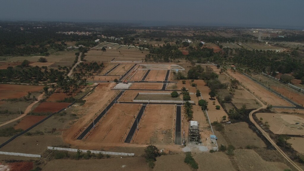 Plots in Chikkabalapur